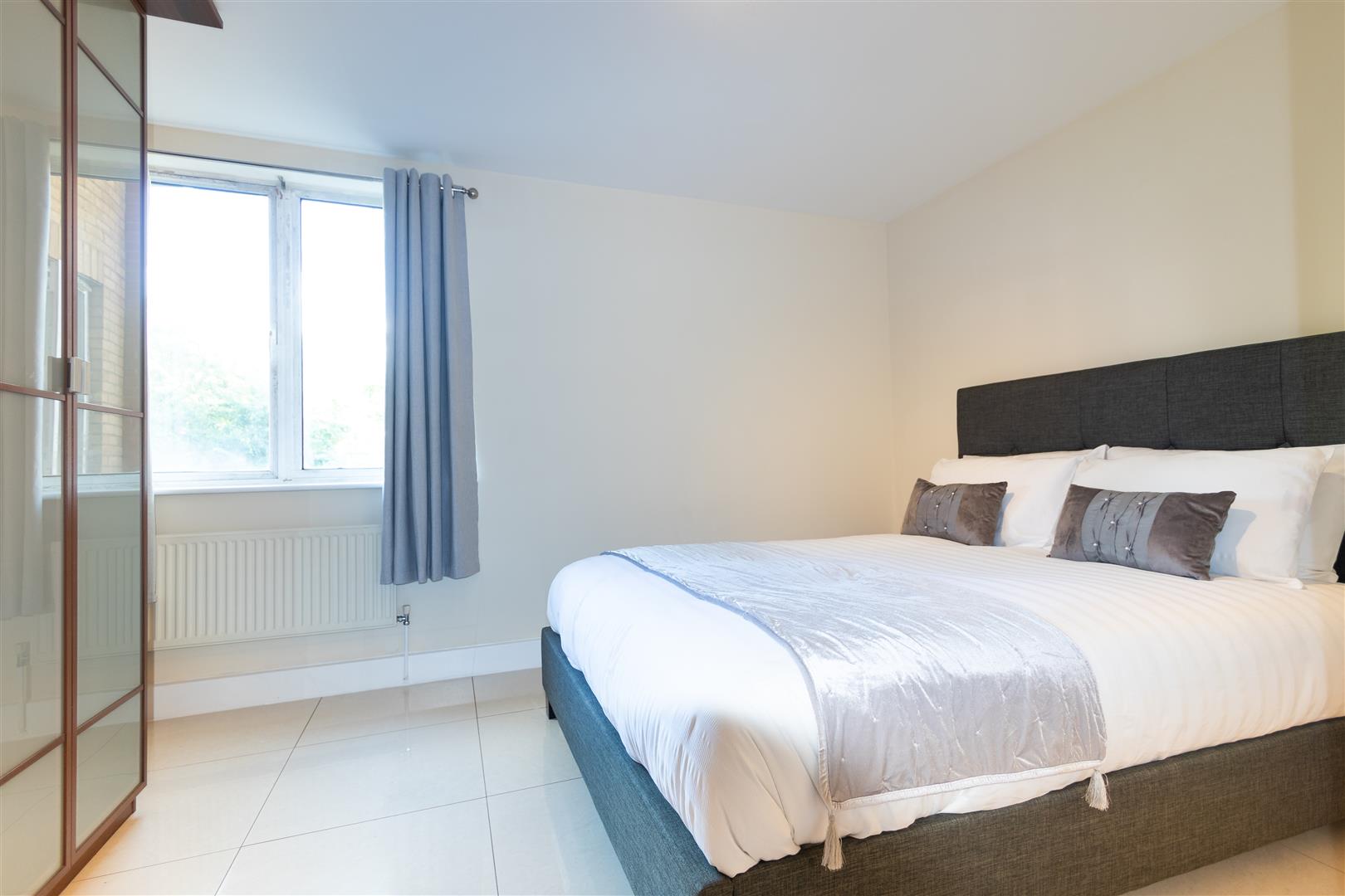 1 bed property in Regent Court, St John's Wood